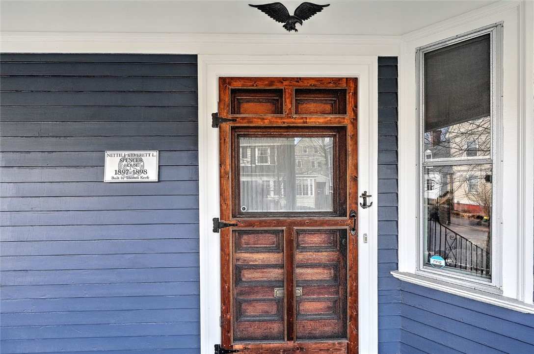 15 Adelphi Avenue