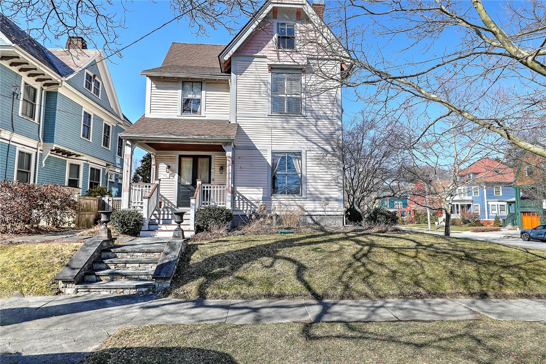 76 Humboldt Avenue