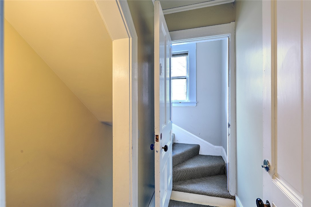 76 Humboldt Avenue