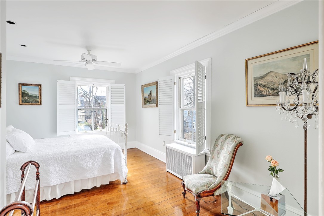 3 Nisbet Street