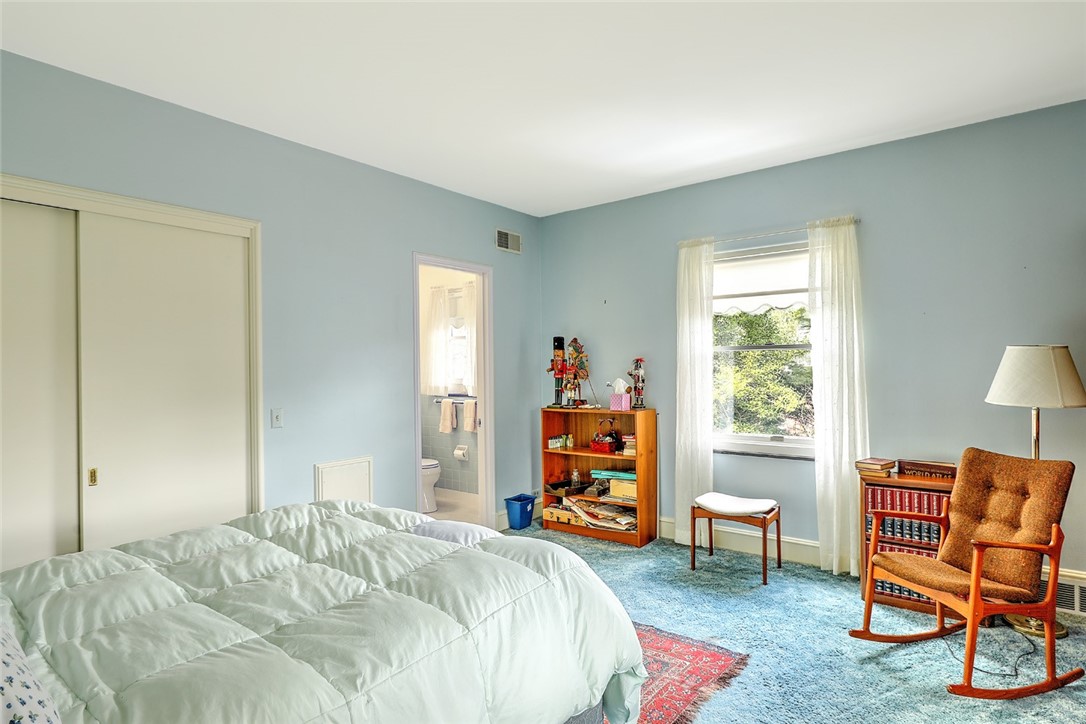 14 Loring Avenue