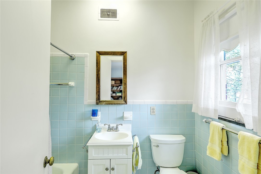 14 Loring Avenue