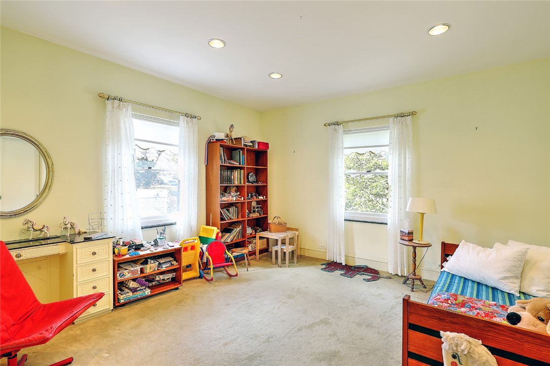 14 Loring Avenue