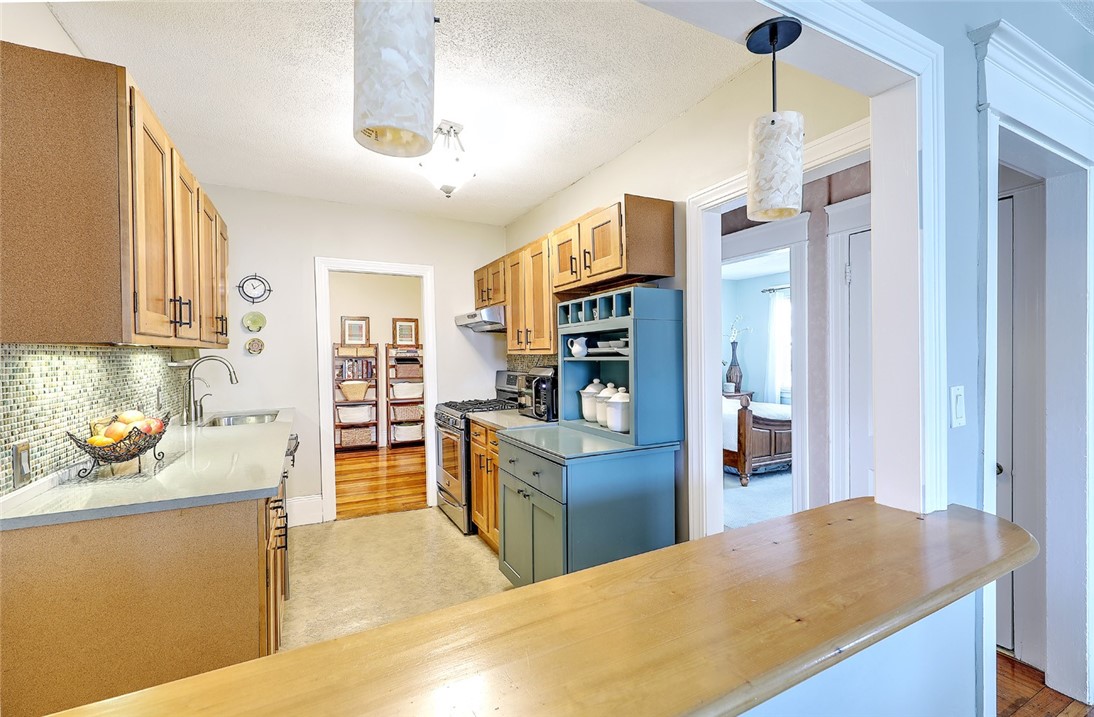 12 Blackstone Boulevard 8