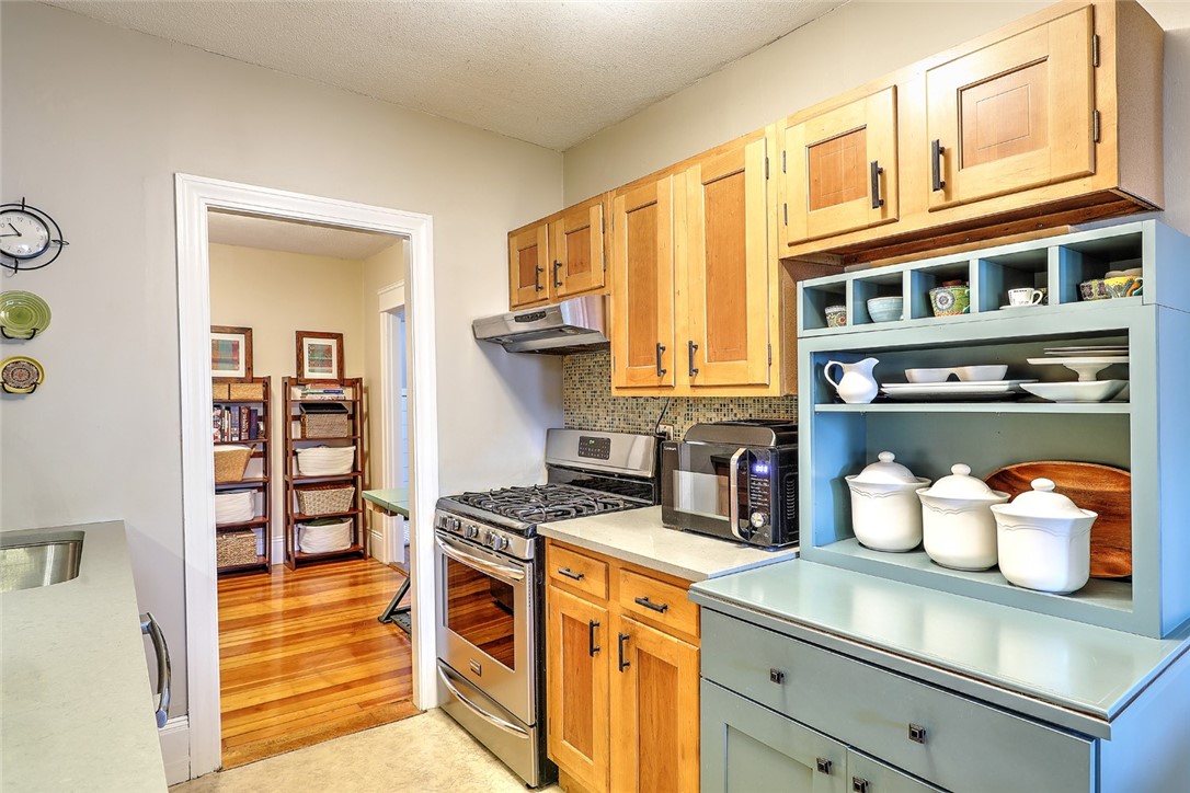 12 Blackstone Boulevard 8