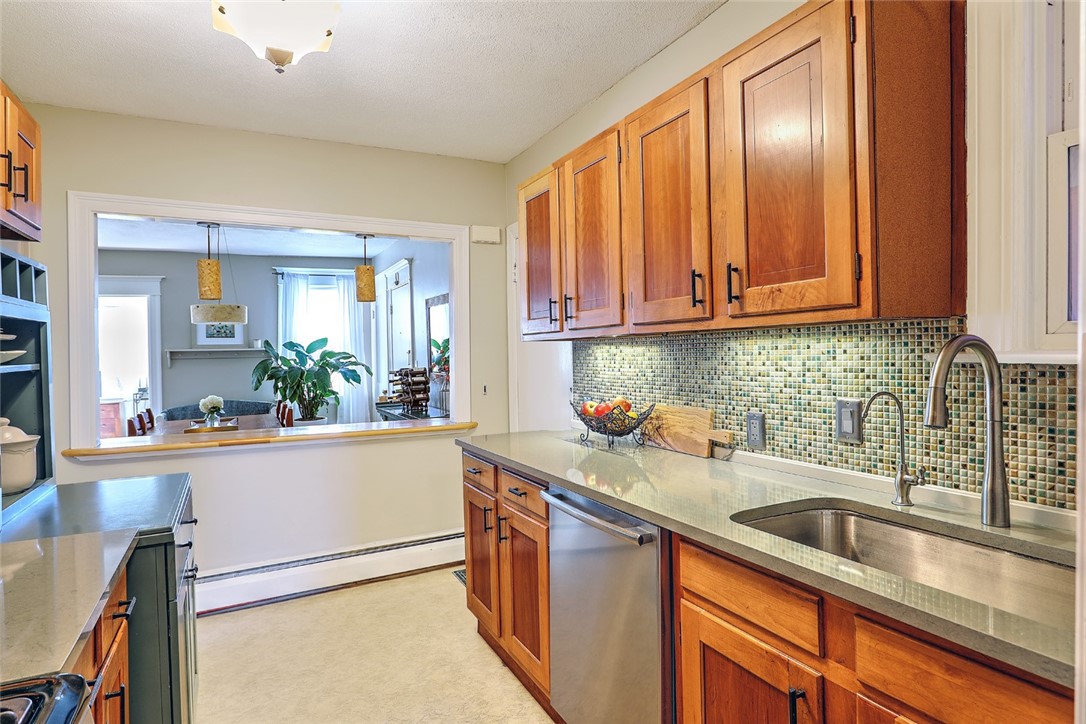 12 Blackstone Boulevard 8