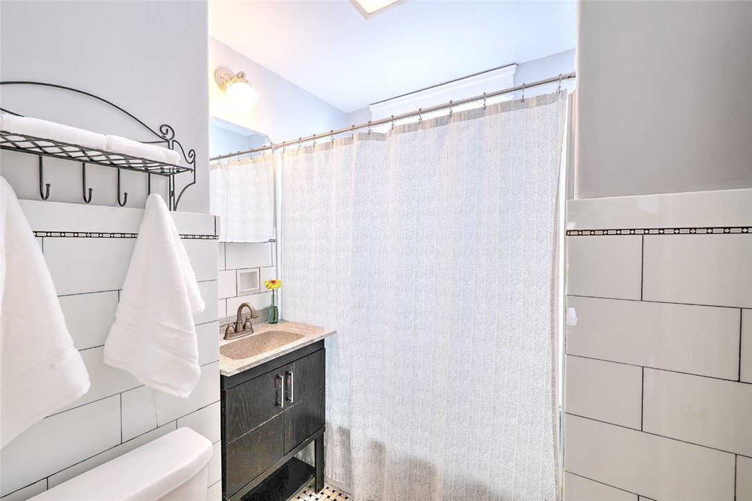 12 Blackstone Boulevard 8
