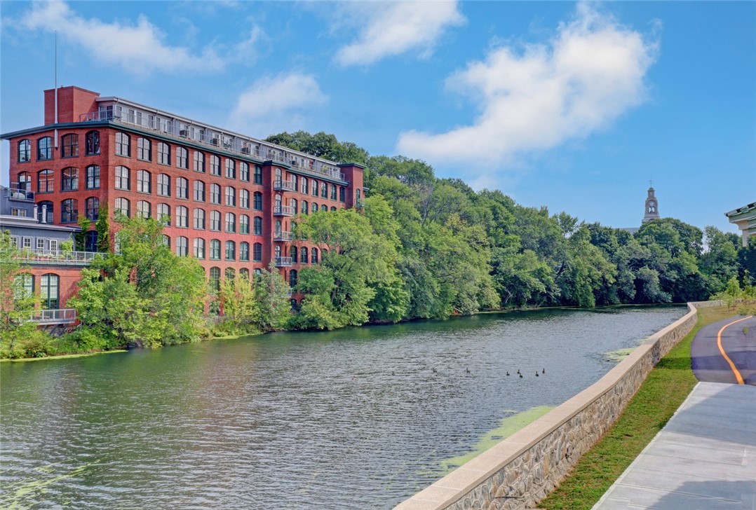 10 Exchange Court 615