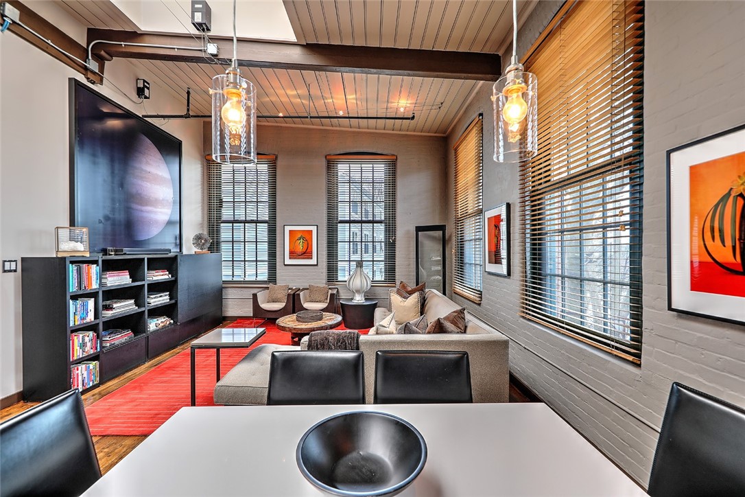 10 Exchange Court 615