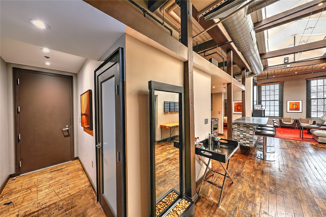 10 Exchange Court 615