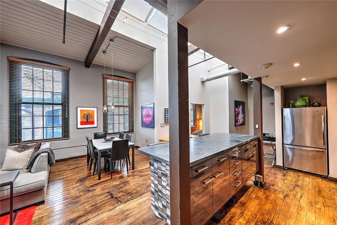 10 Exchange Court 615