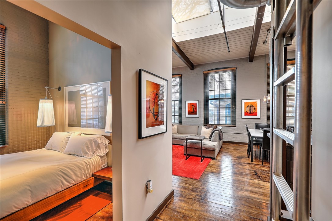 10 Exchange Court 615