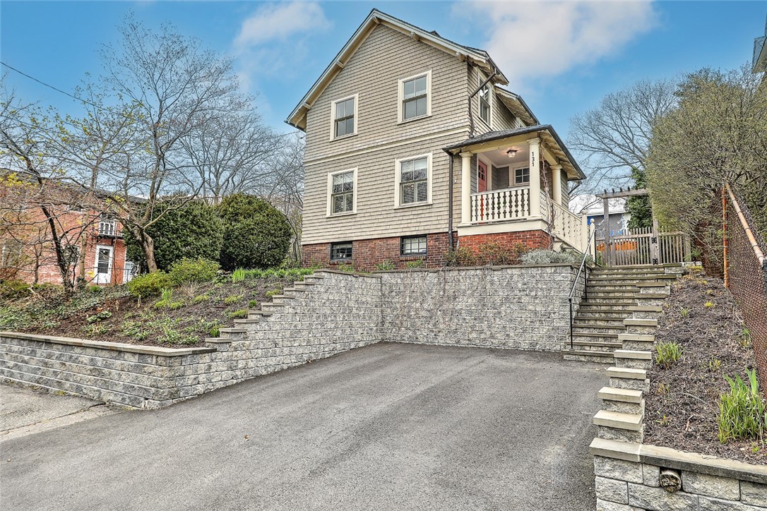 131 Congdon Street