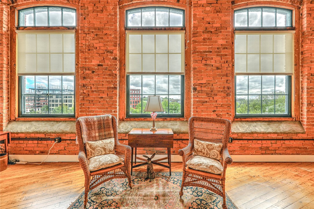 14 Imperial Place 401