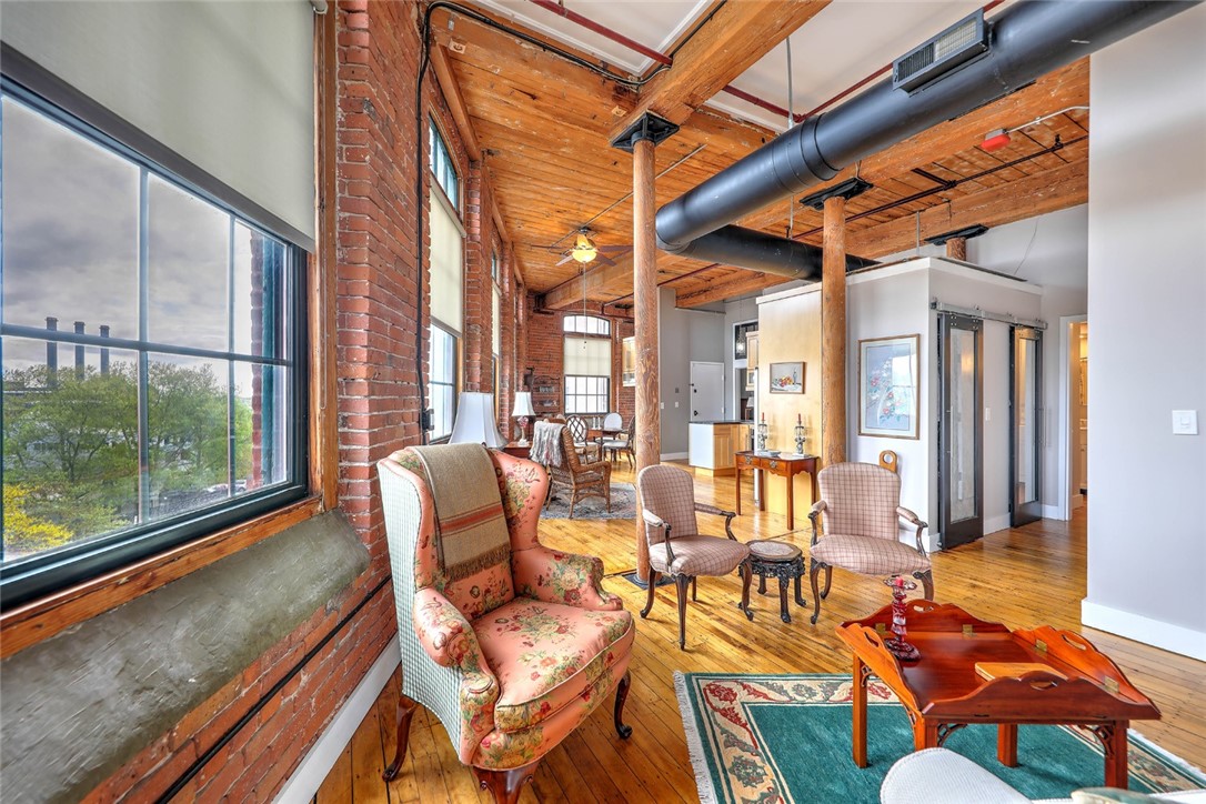 14 Imperial Place 401
