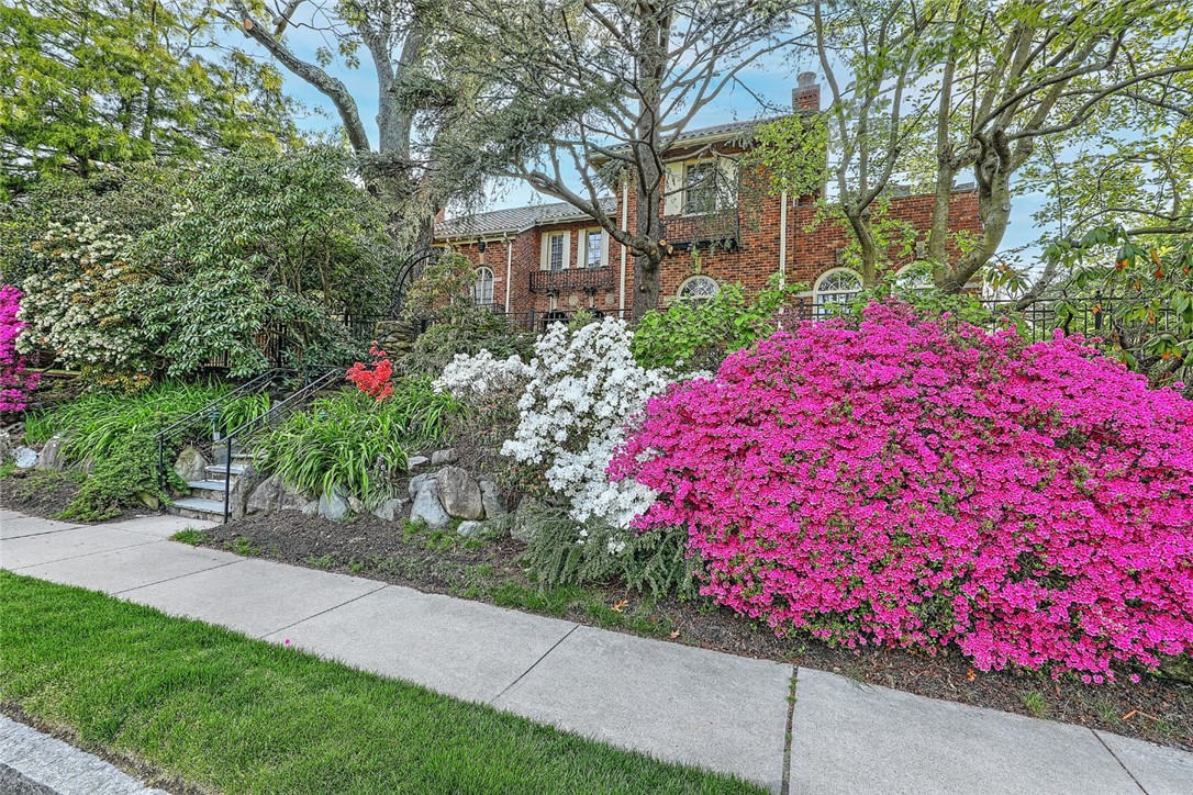 612 Elmgrove Avenue