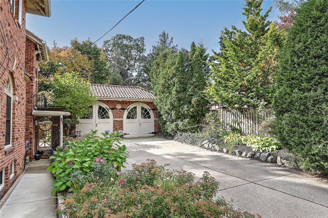 612 Elmgrove Avenue