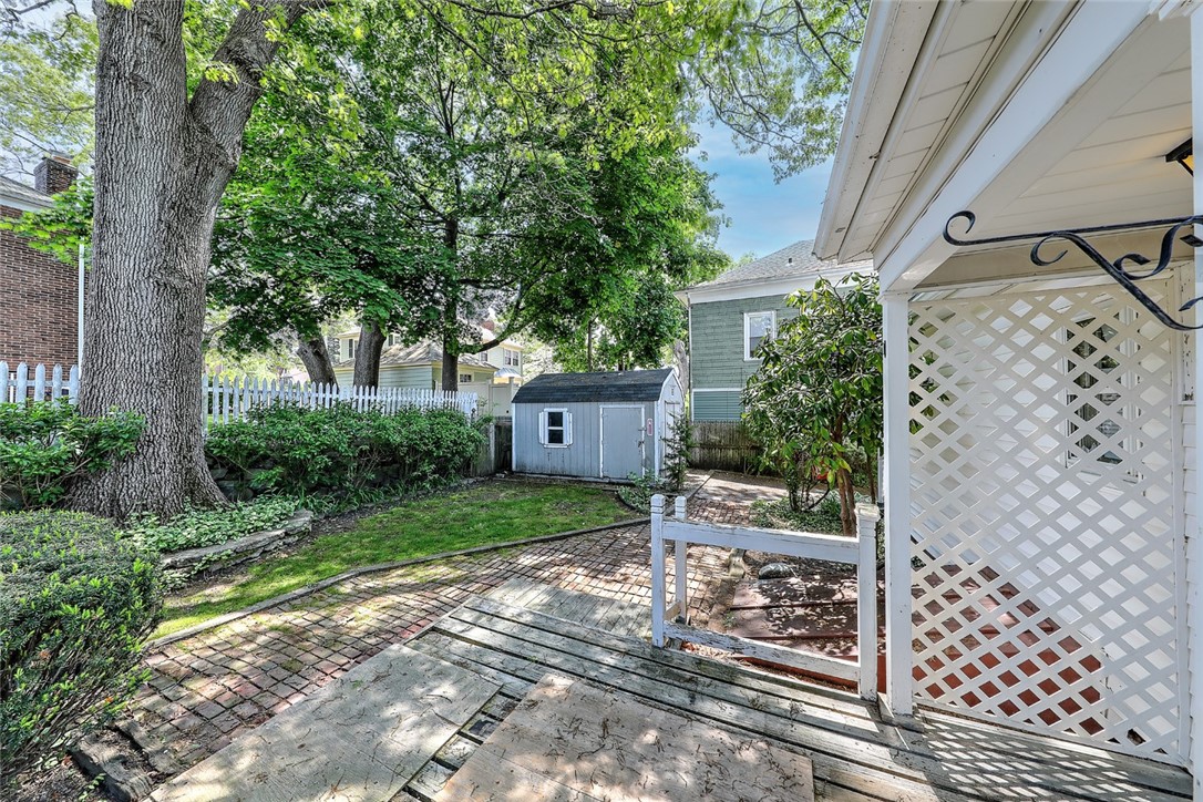 20 Blodgett Avenue