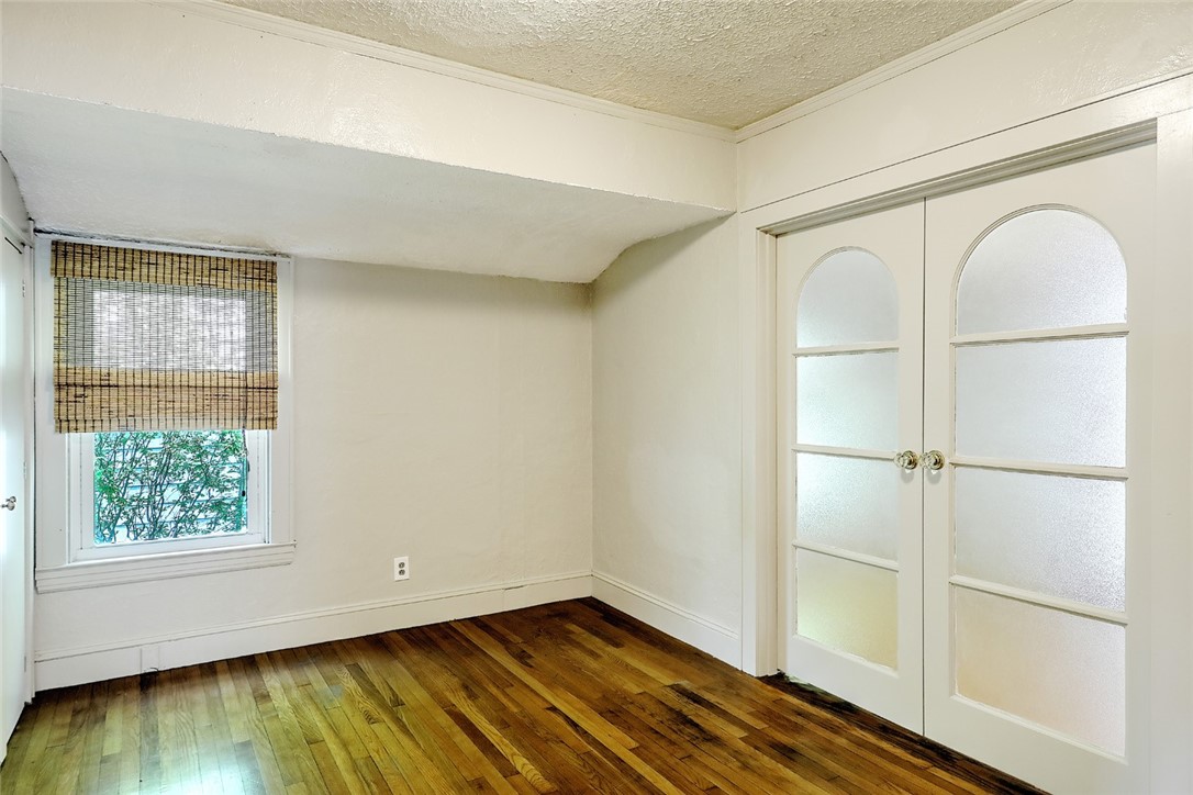 102 Edgehill Road