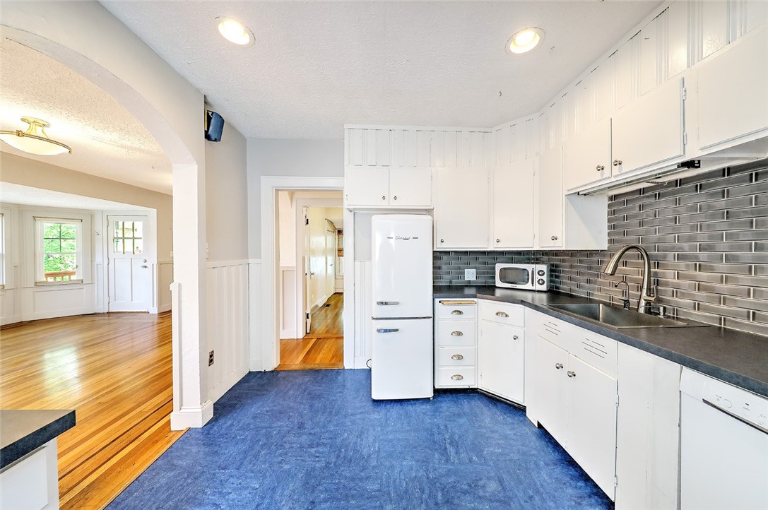 102 Edgehill Road