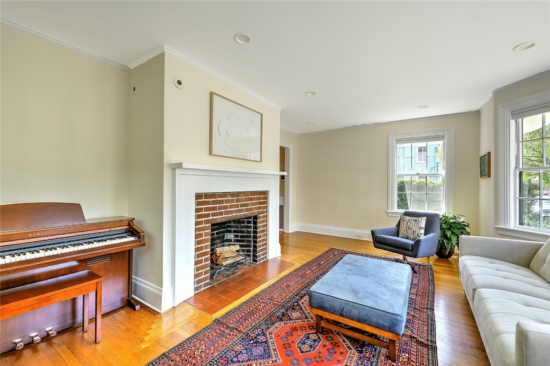 25 Kingston Avenue