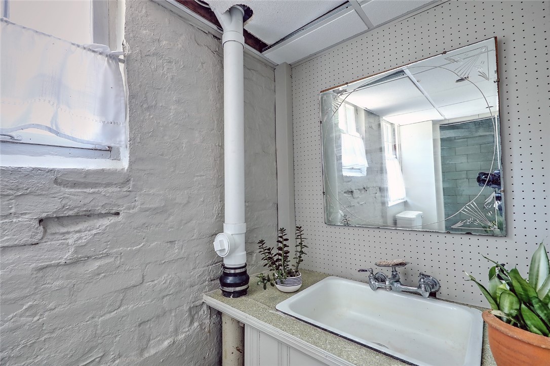 25 Kingston Avenue