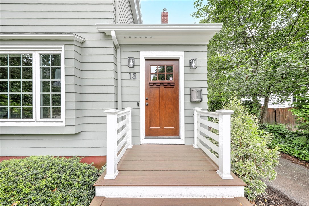 15 Woodbury Street