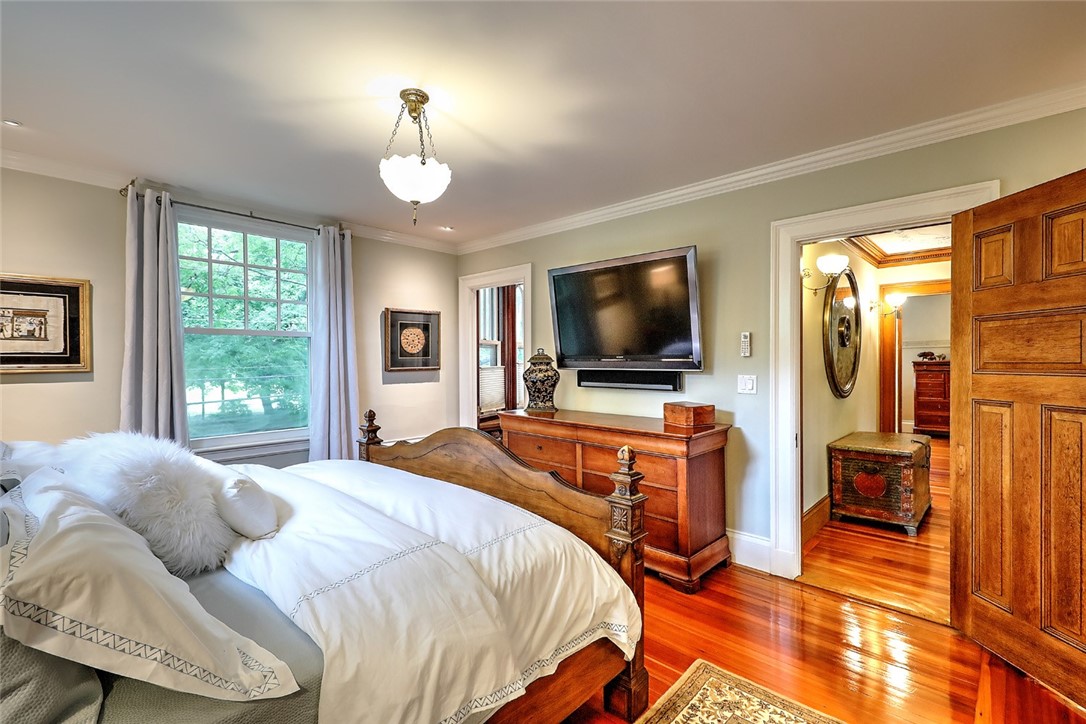 93 Arlington Avenue