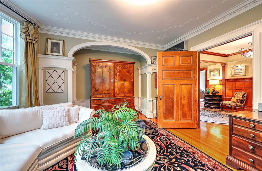 93 Arlington Avenue