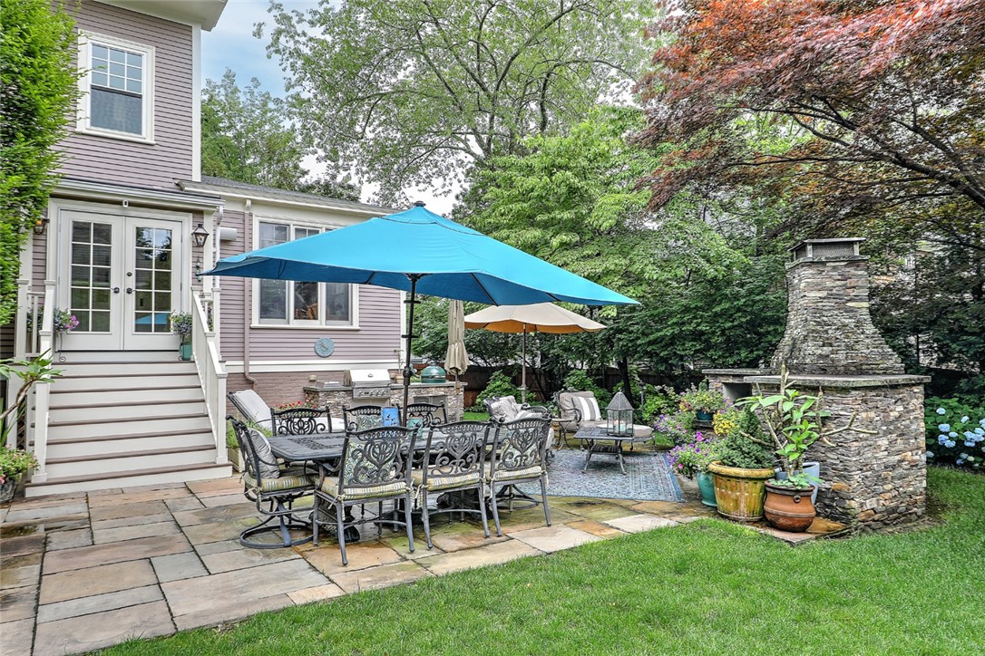 93 Arlington Avenue