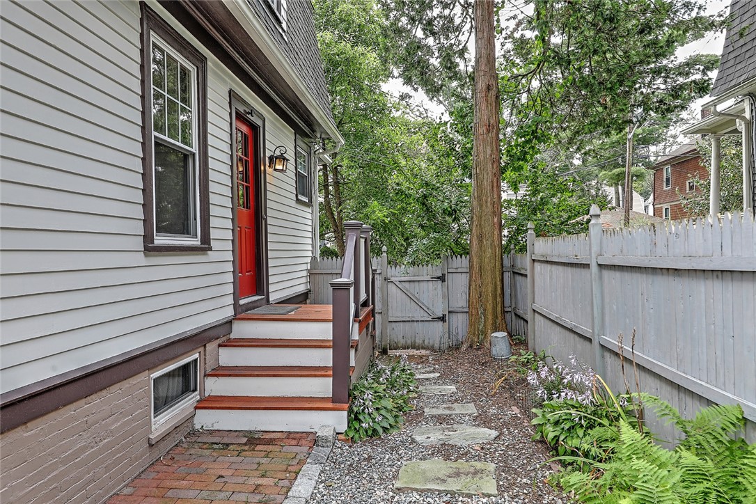 26 Fisher Street
