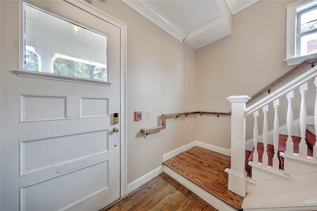 156 Broadway Street 4