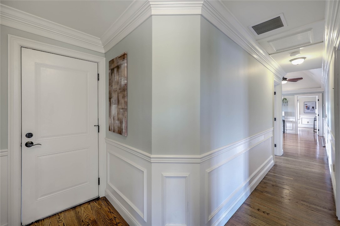 156 Broadway Street 4