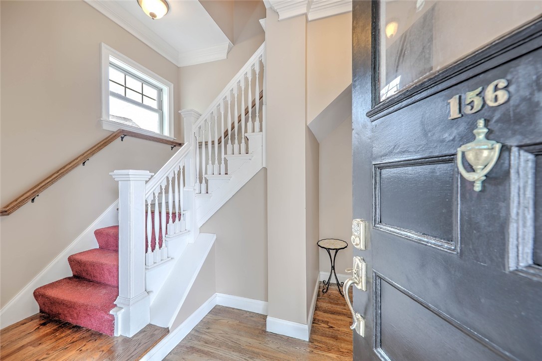 156 Broadway Street 4