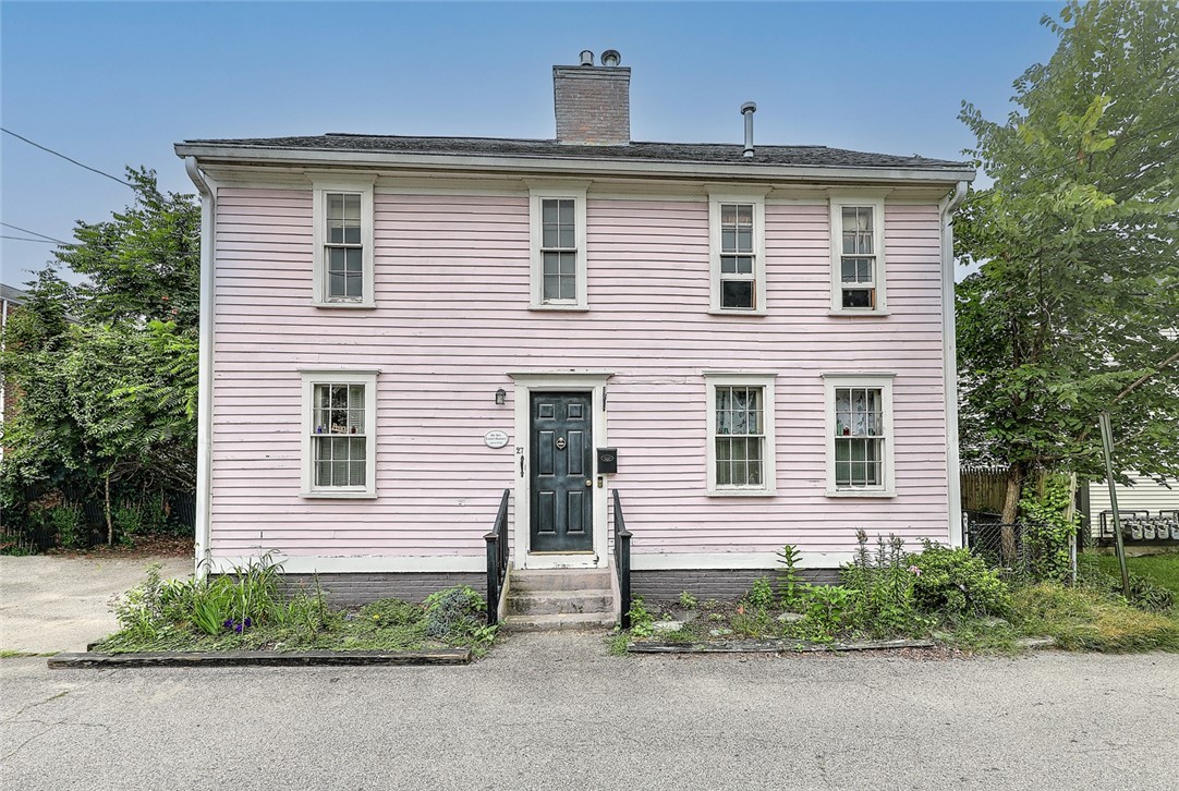27 Bank Street