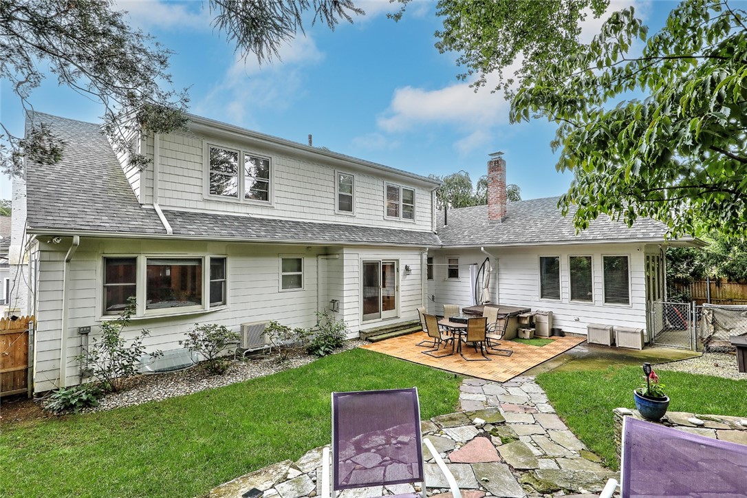22 Glen Drive