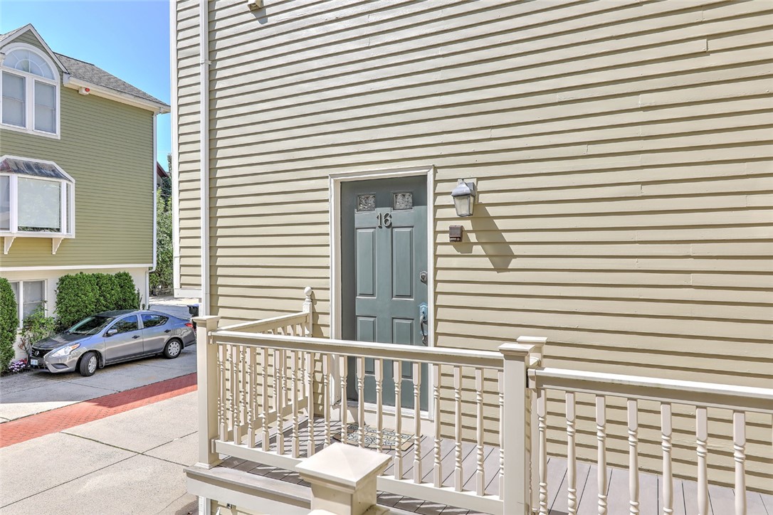22 Miles Avenue 1