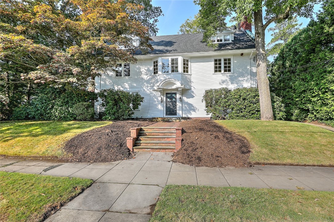 290 Blackstone Boulevard