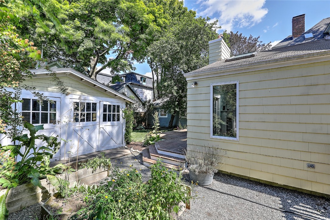14 Rhode Island Avenue