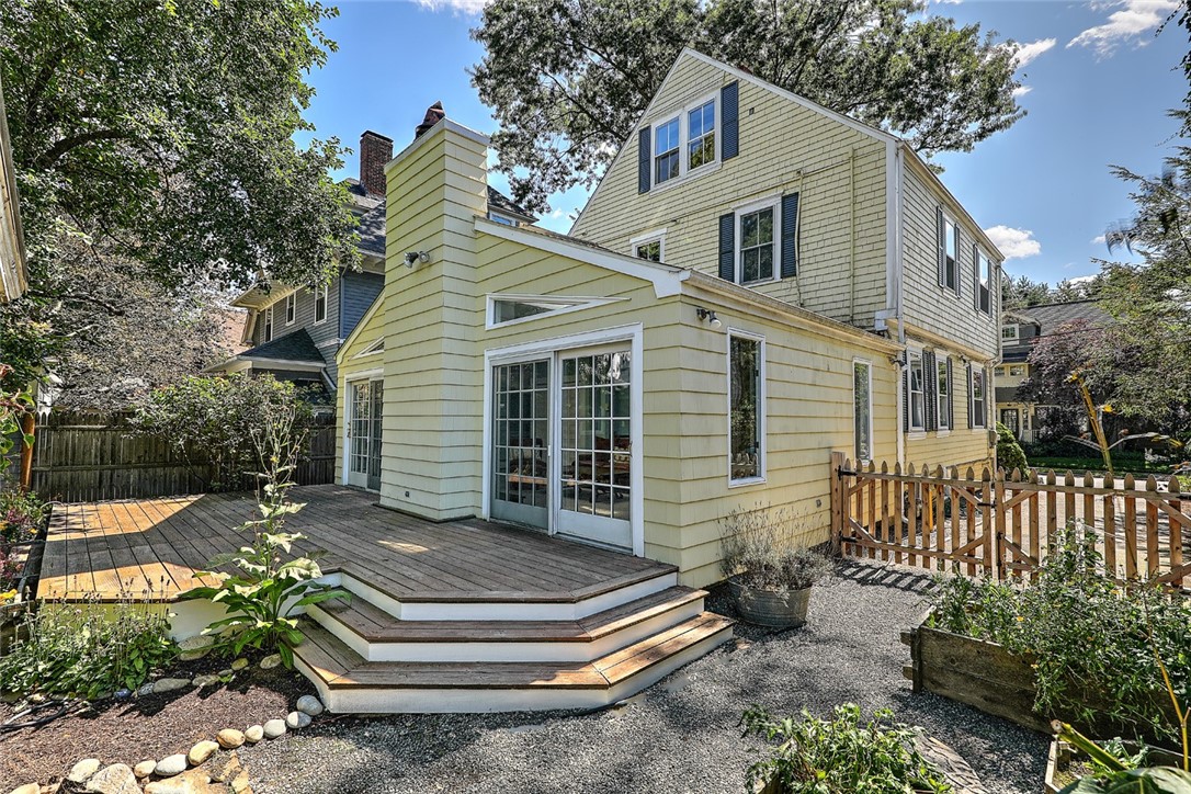 14 Rhode Island Avenue