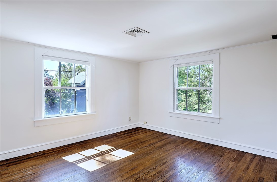 14 Rhode Island Avenue