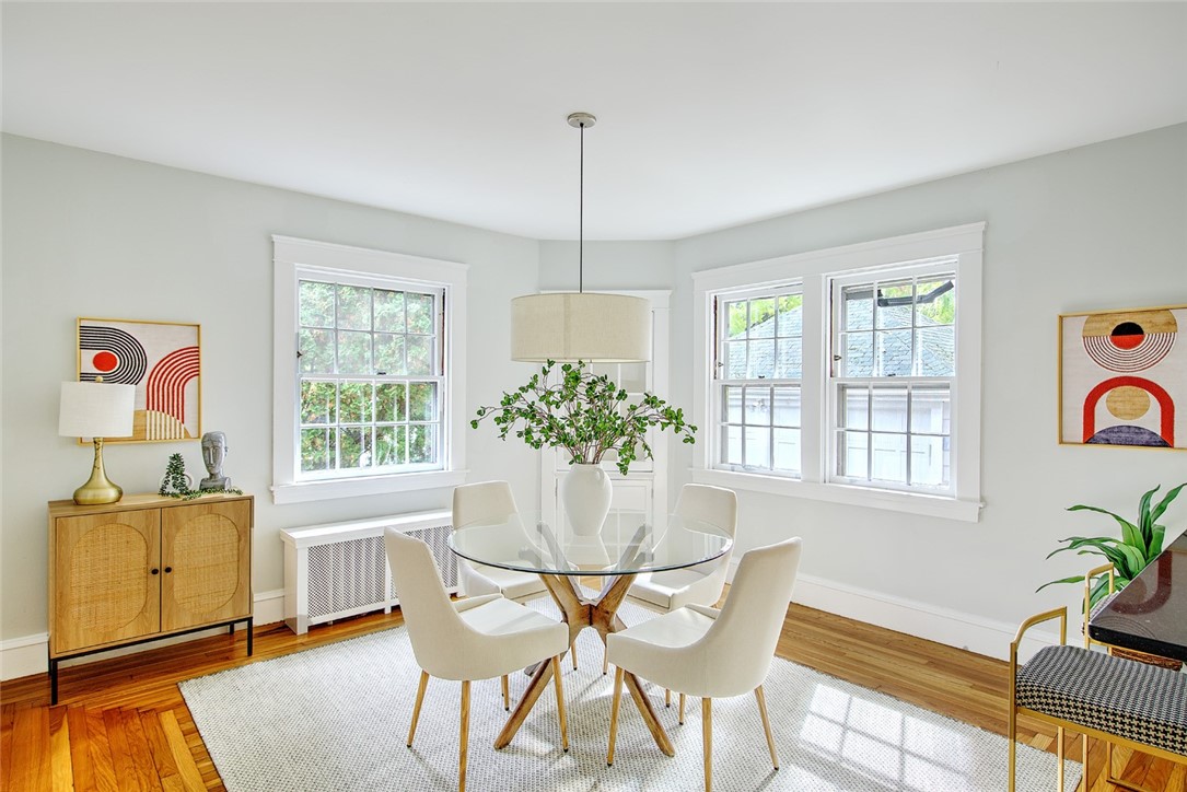 65 Vassar Avenue