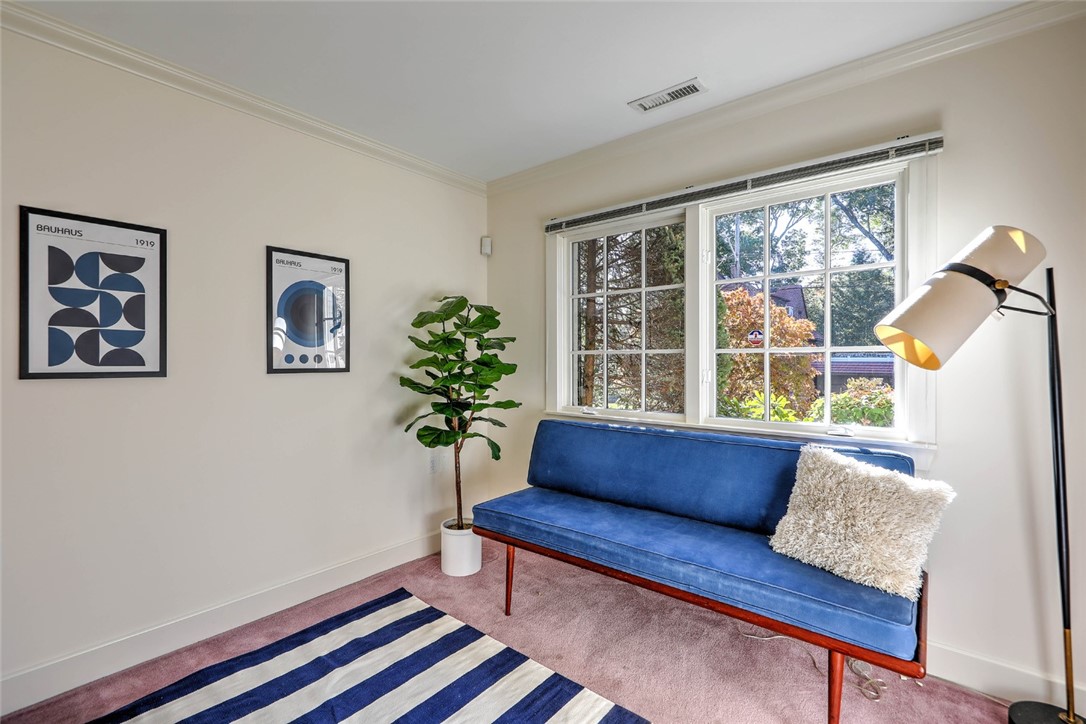 36 Lincoln Avenue