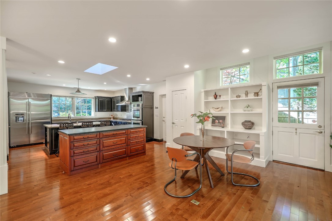 36 Lincoln Avenue