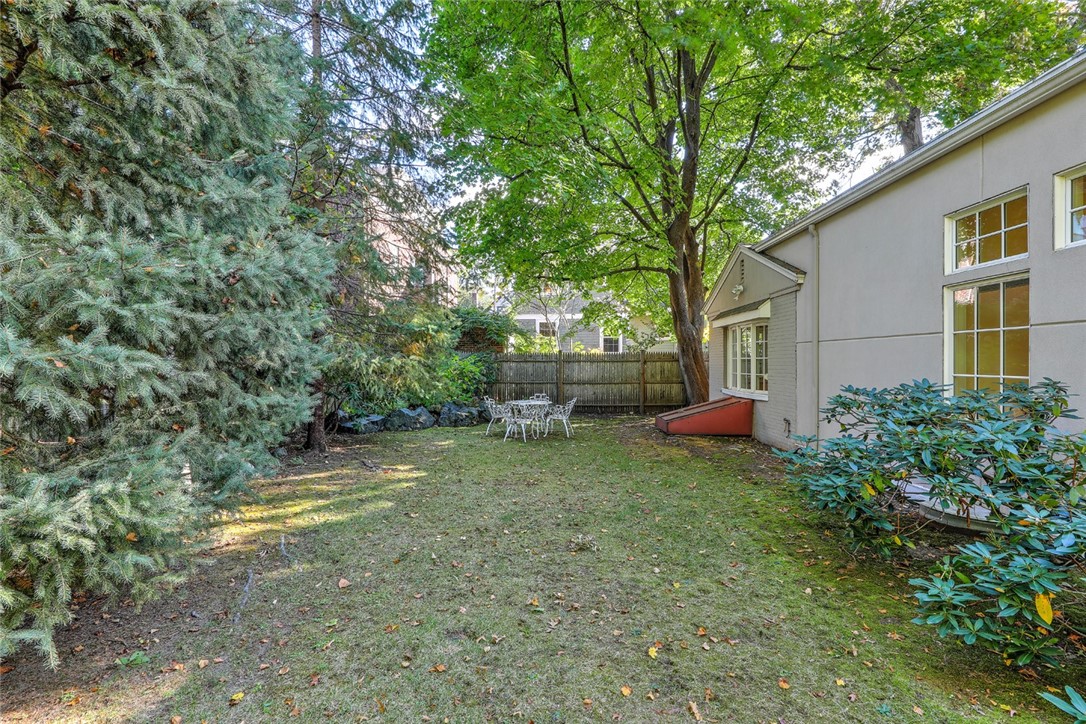 36 Lincoln Avenue