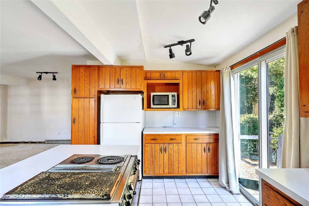 13 Everett Avenue