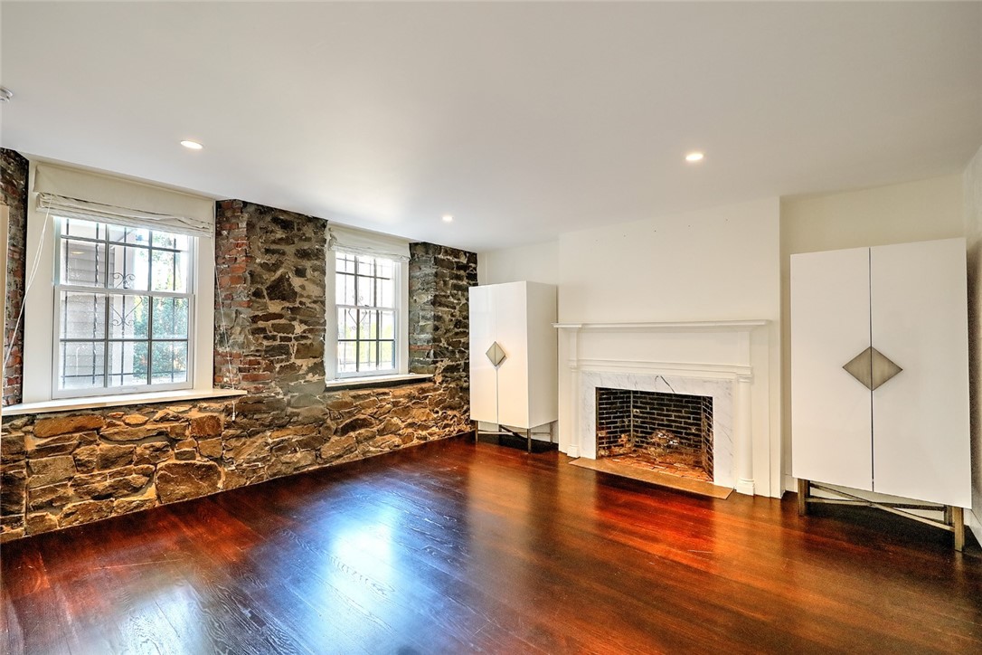 276 Benefit Street 1