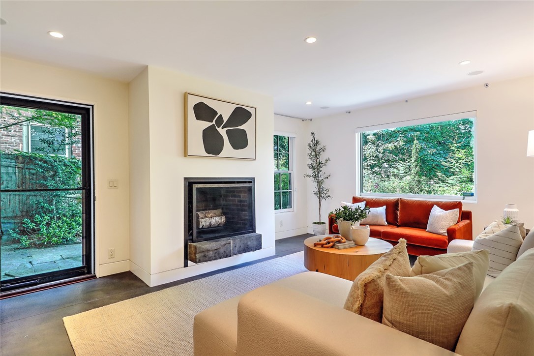 276 Benefit Street 1