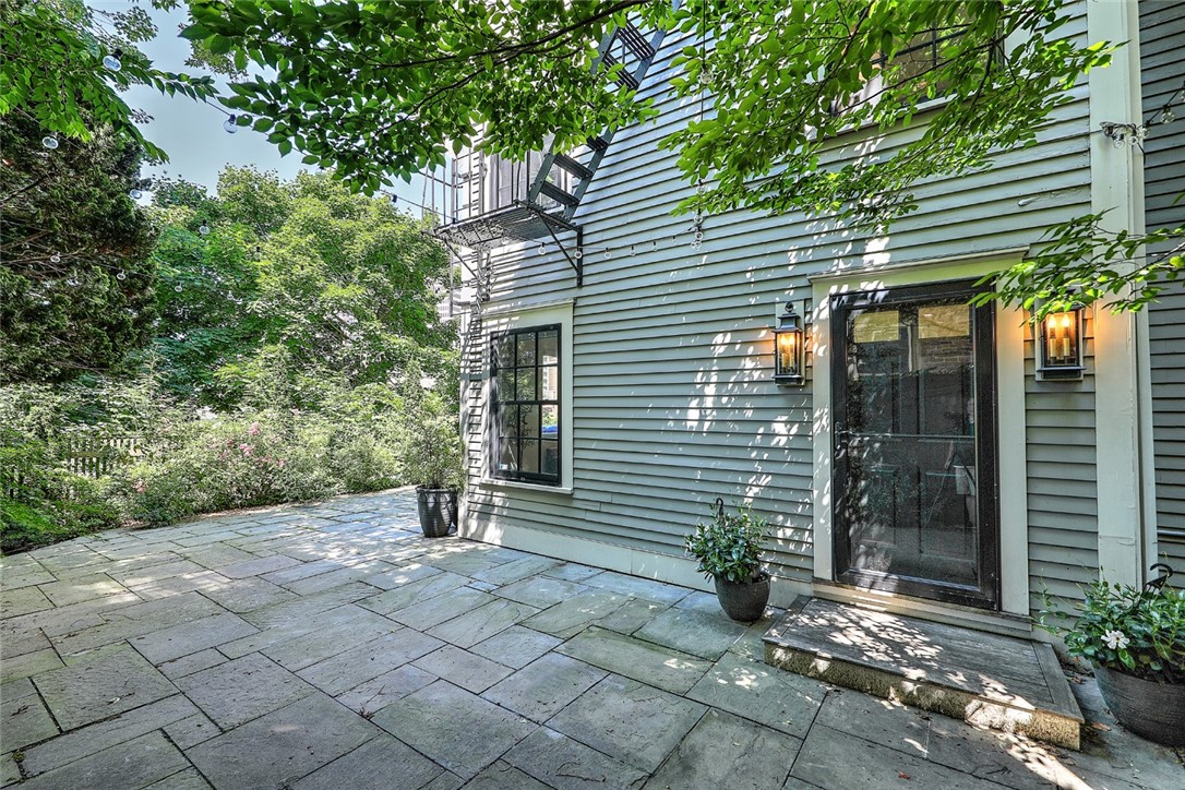 276 Benefit Street 1