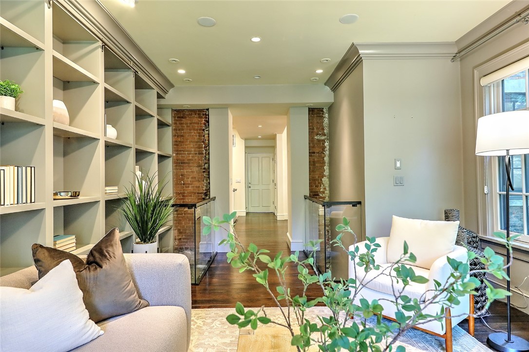 276 Benefit Street 1